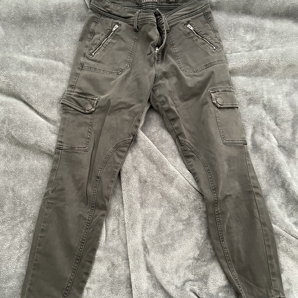 Petite Women’s Pants